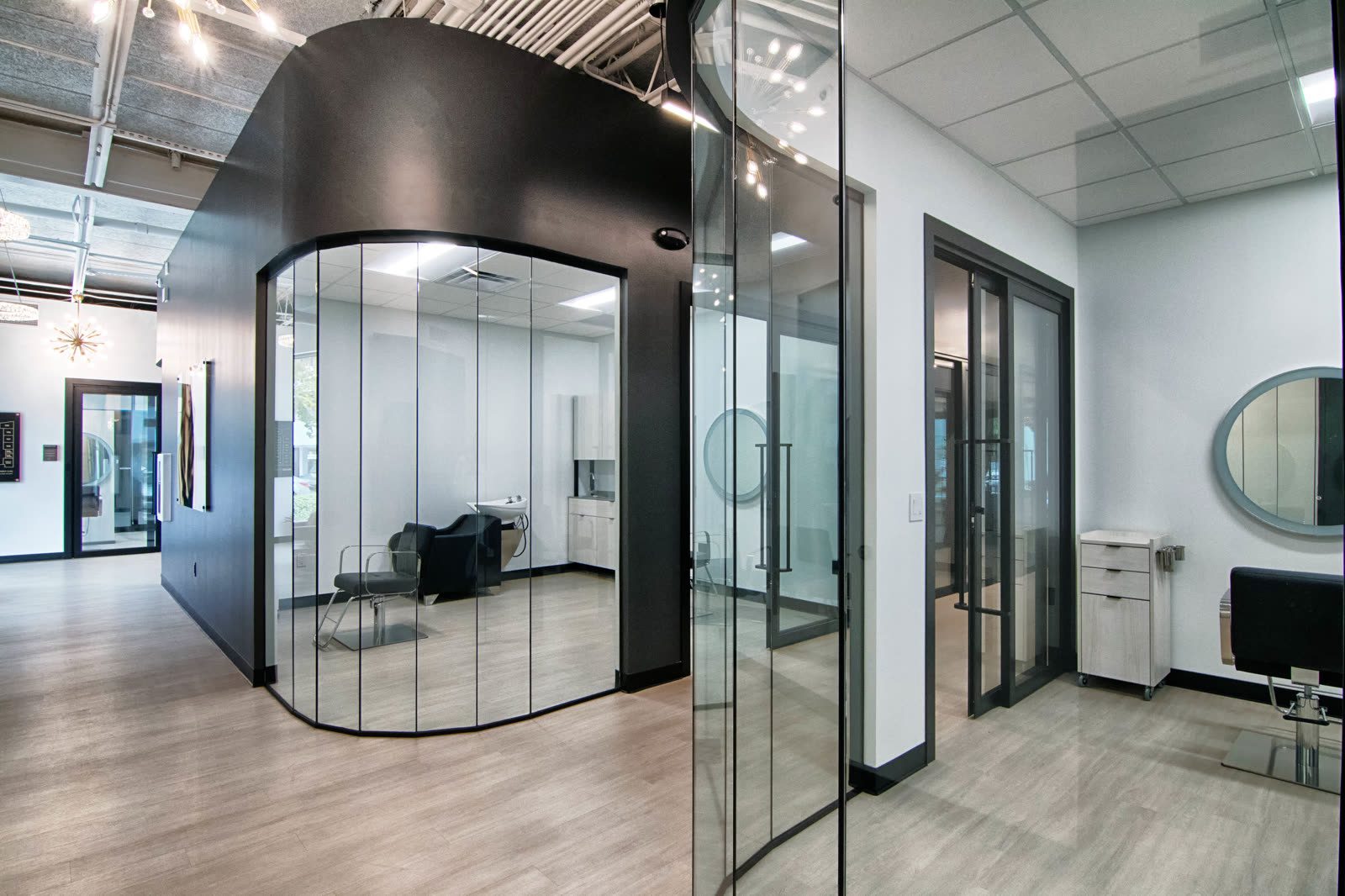 Sleek workspace design with curved glass